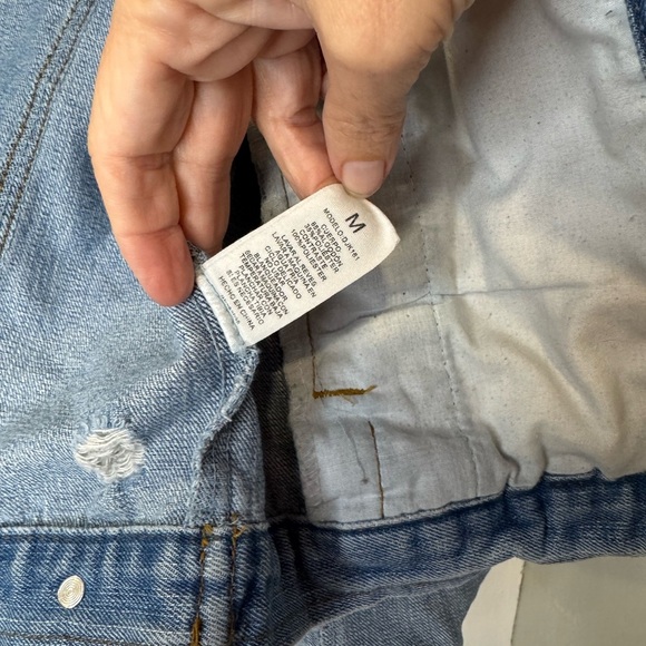 Distressed Denim jacket women’s size Med - Picture 7 of 13